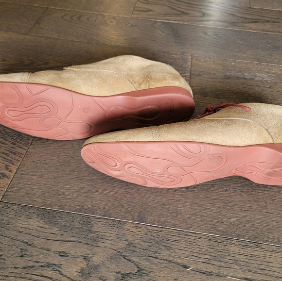 Base London Suade Casual Shoes - Picture 4 of 5